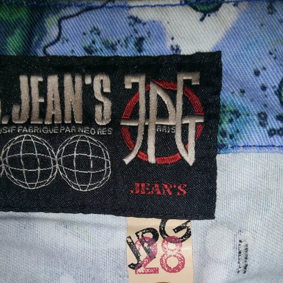 Jean Paul Gulatier - Picture 3 of 3